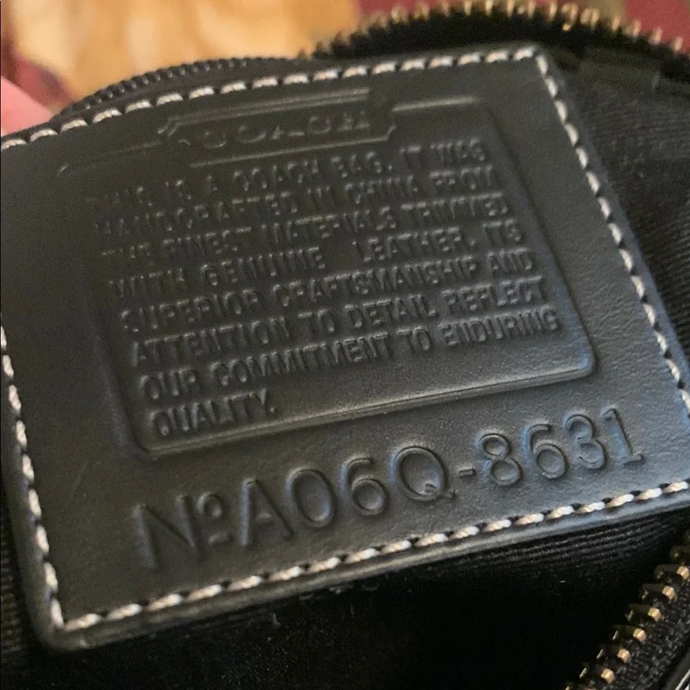 Black Coach Women's Bag - Picture 7 of 7